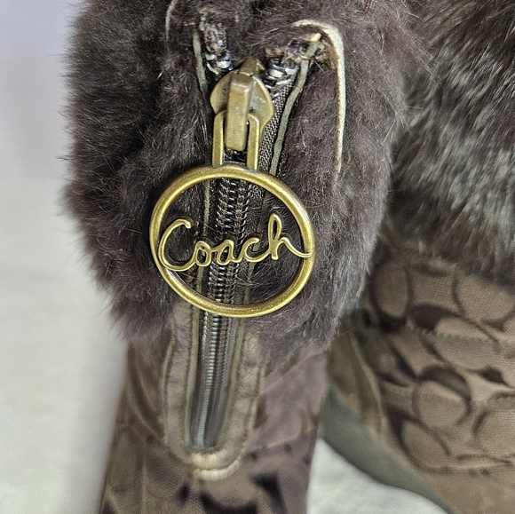 COACH brown swayed fur winter boots - Picture 3 of 11